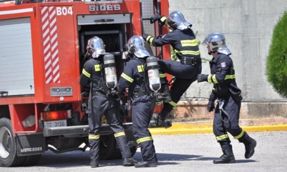 Πυρκαγιά σε αγροτοδασική έκταση στην Παιανία